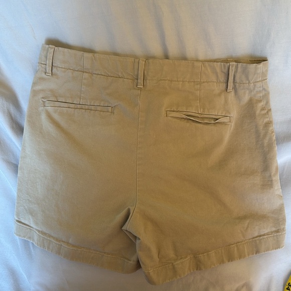 Banana Republic Authentic Chino Flat Front Short khaki size 12 (A20) - Picture 4 of 5